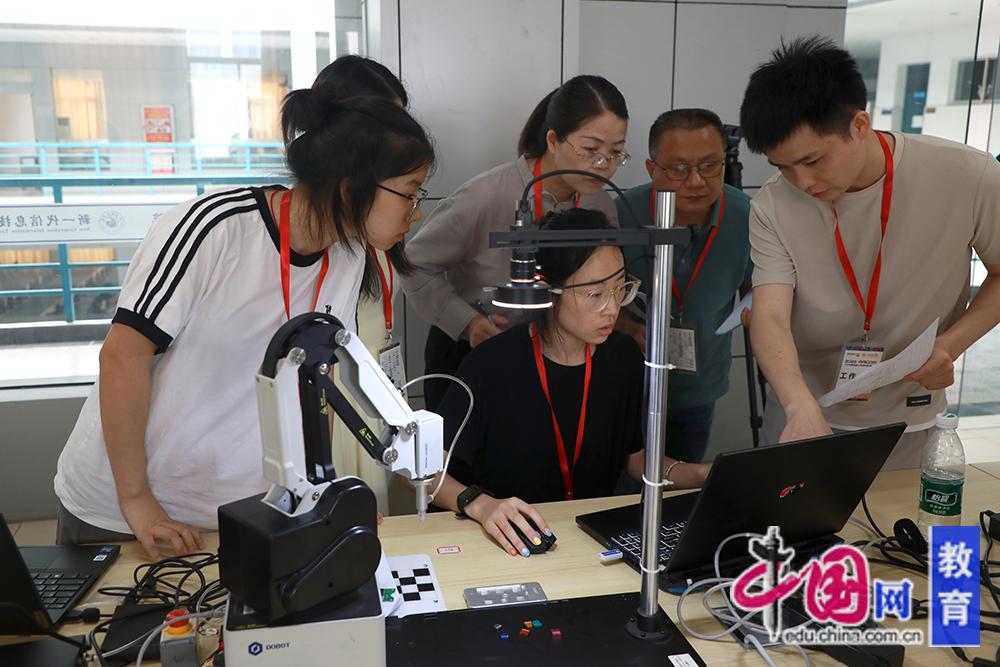 2025睿抗機器人開發者大賽江西省賽 數字文化創意軟件開發引領創新熱潮